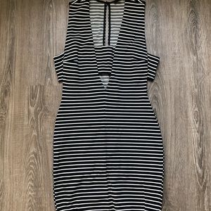 🆕 Special occasion cut out dress!